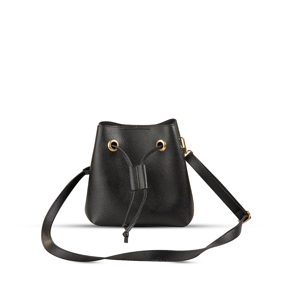 Kelly Black women's shoulder bag in black by Bag X