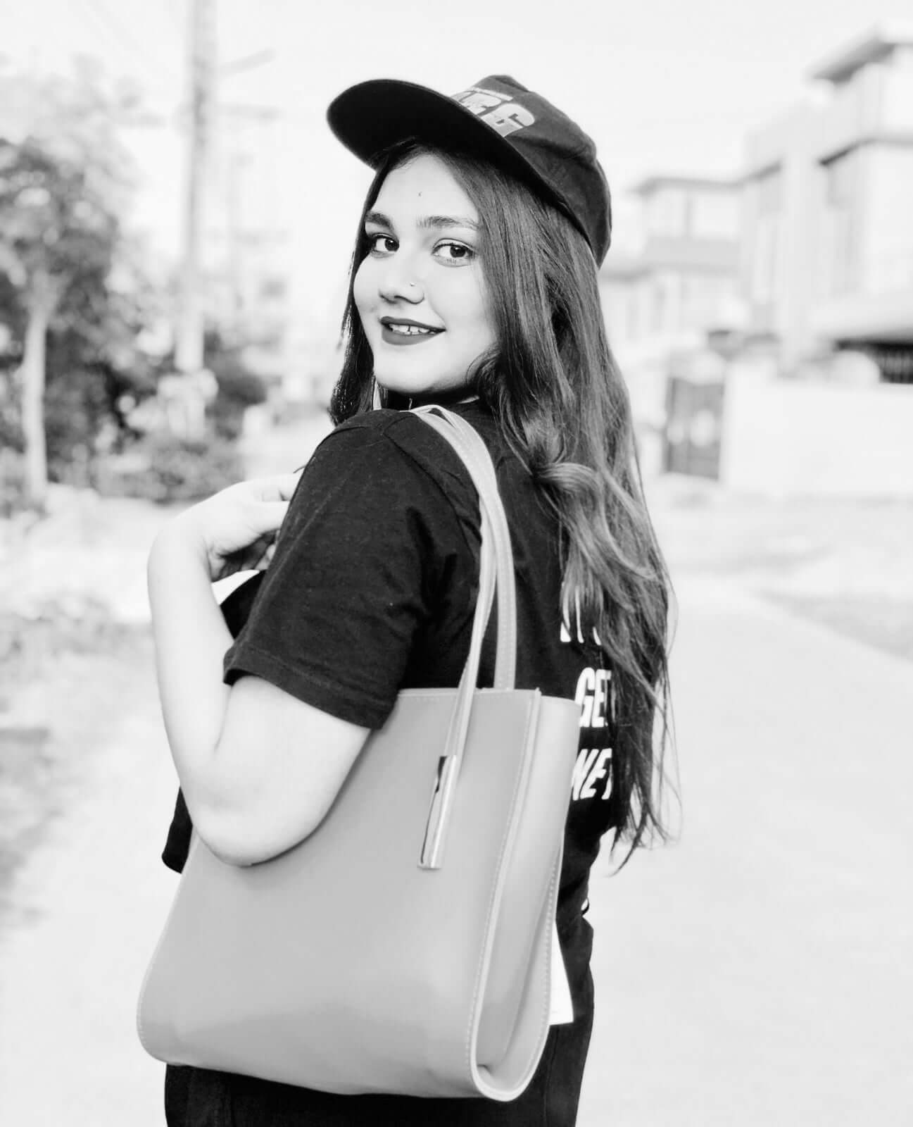 Canva Maroon women's tote bag in maroon by Bag X