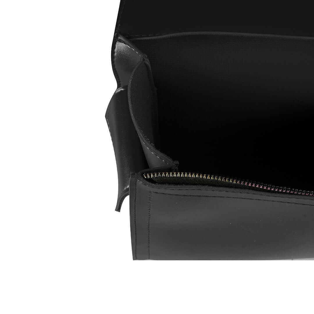 Barbara Black women's shoulder bag in black by Bag X