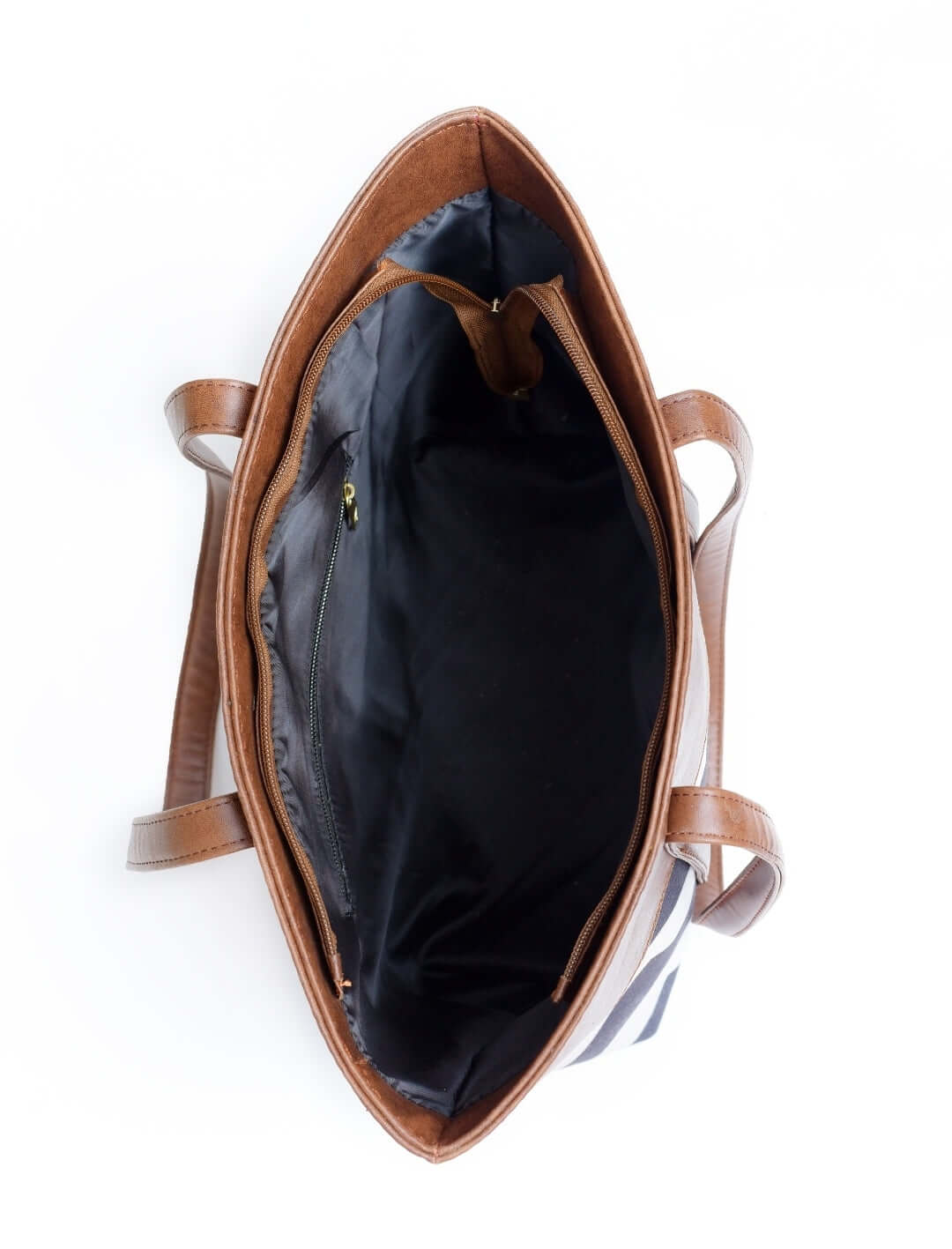 Canberra Brown / Black women's handbag in black by Bag X