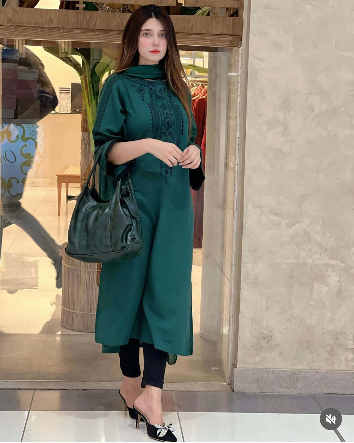 Miami Green - Leftover women's handbag in green by Bag X