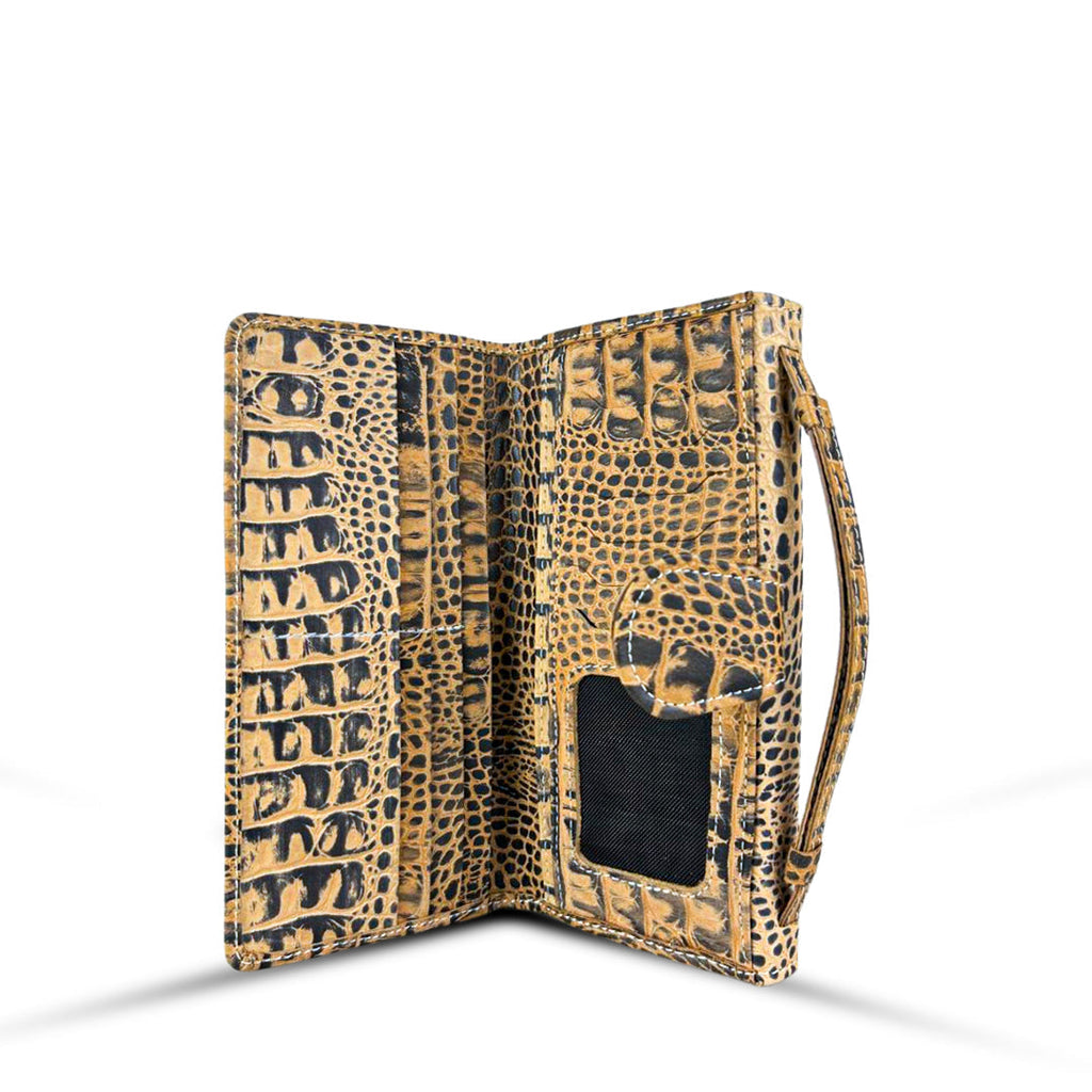 Leather Clutch With Moving Handle Crocodile Beige women's wallet & clutch in beige by Bag X