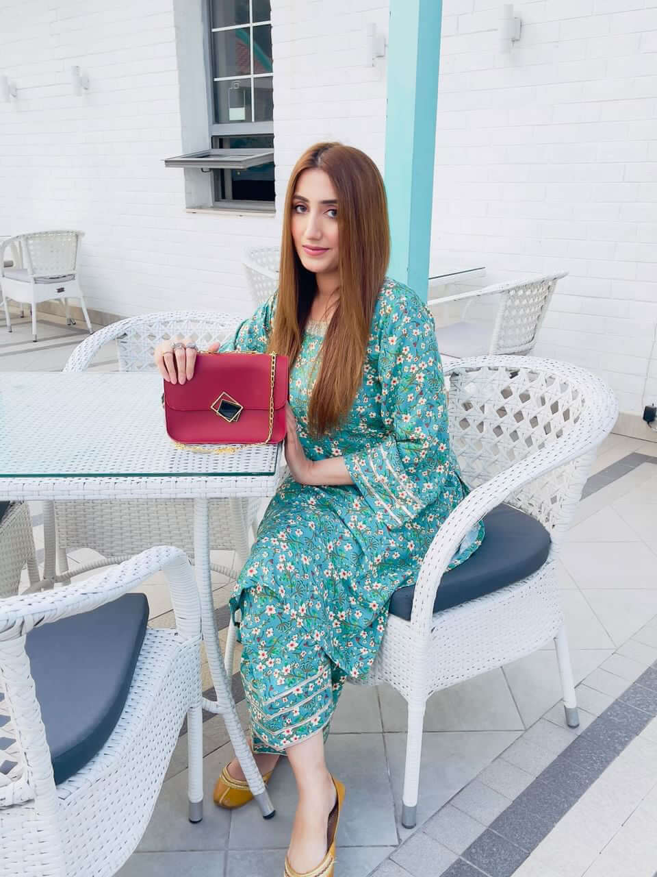 Vivo Red - Leftover women's shoulder bag in red by Bag X