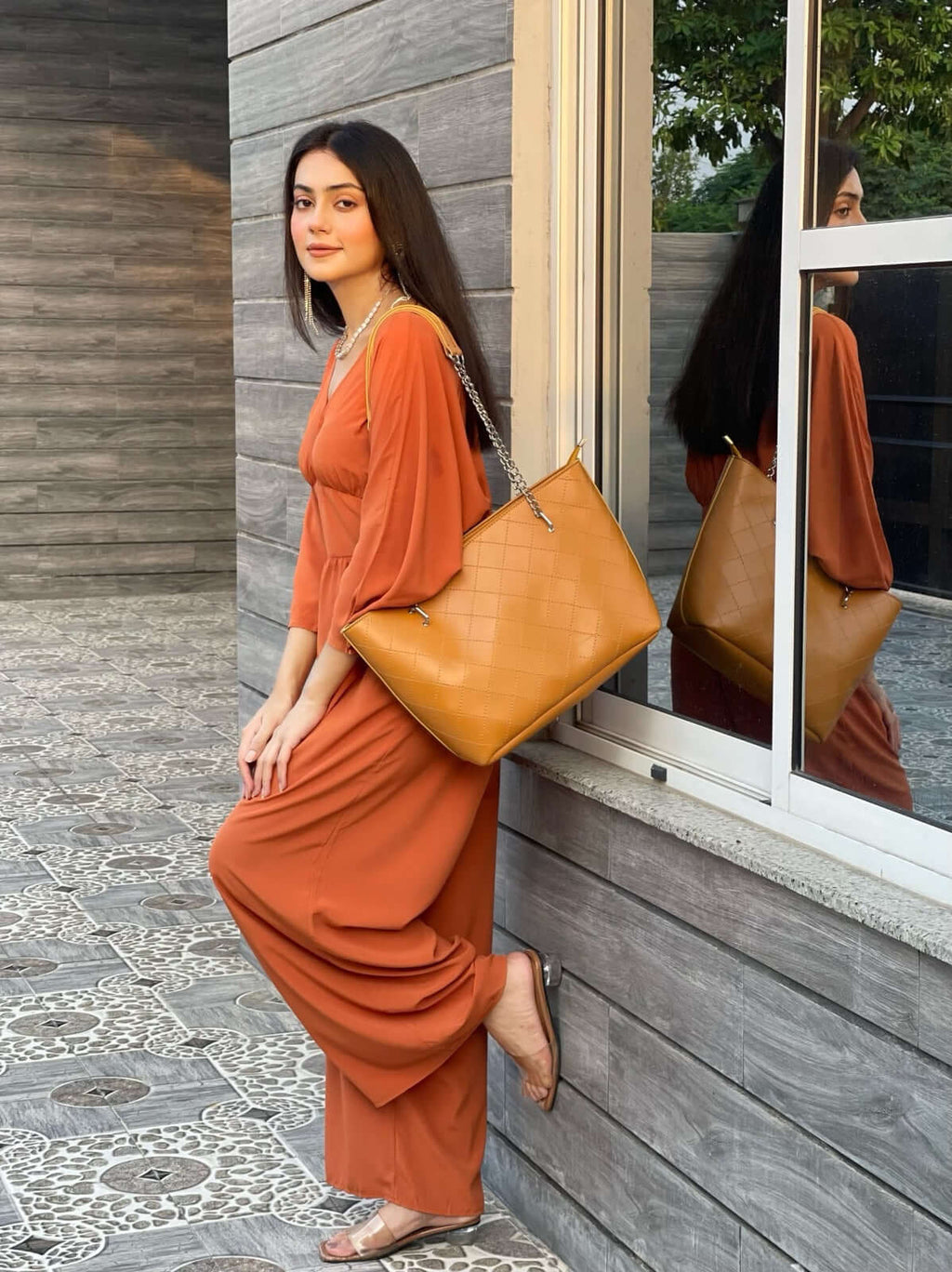 VEGAS MUSTARD WITH BLACK CHAIN - Bag X