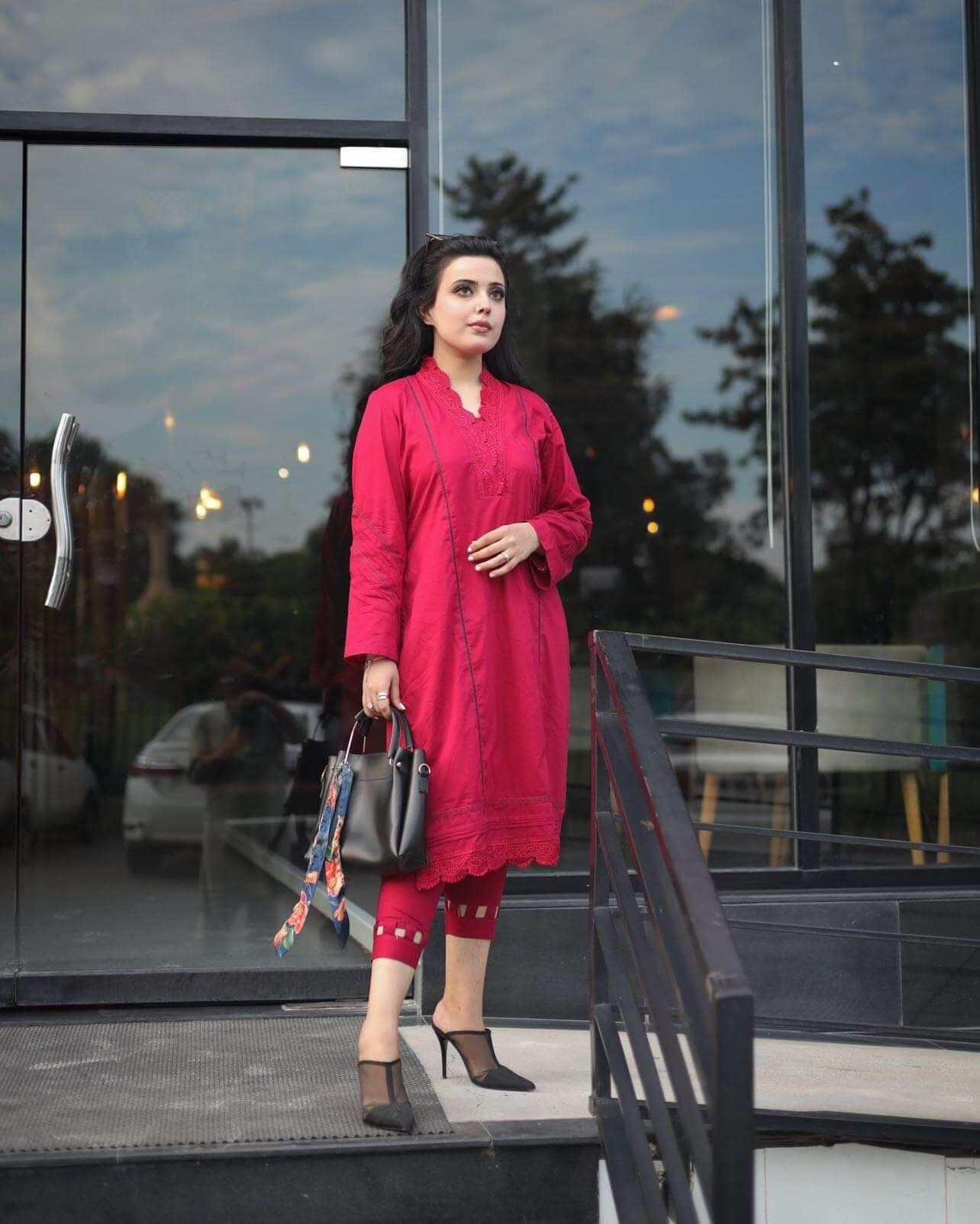 MOSCOW BLACK - Bag X