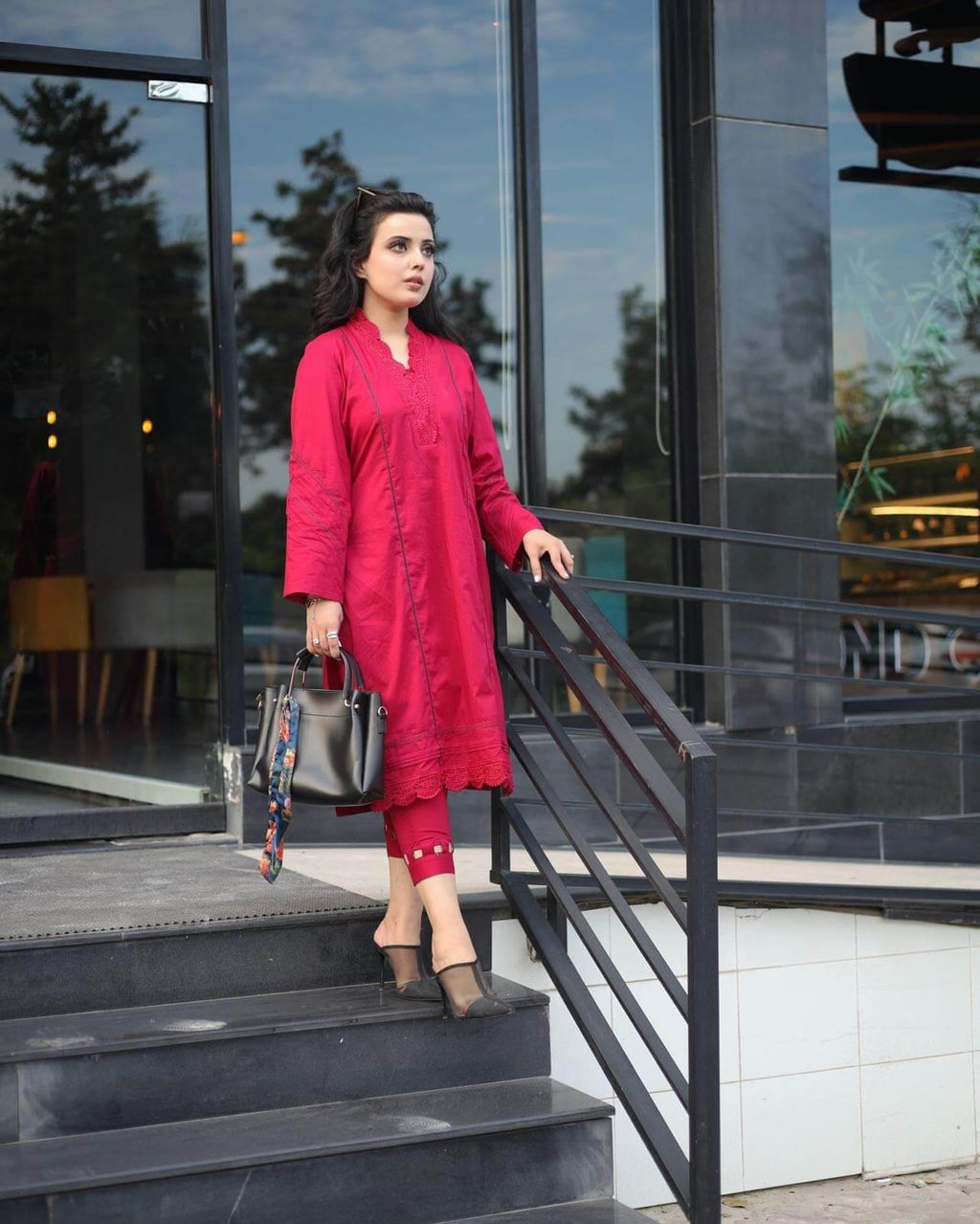 MOSCOW BLACK - Bag X