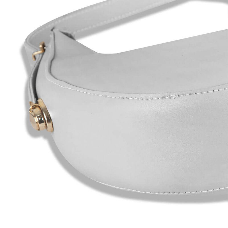 Alice White women's shoulder bag in white by Bag X